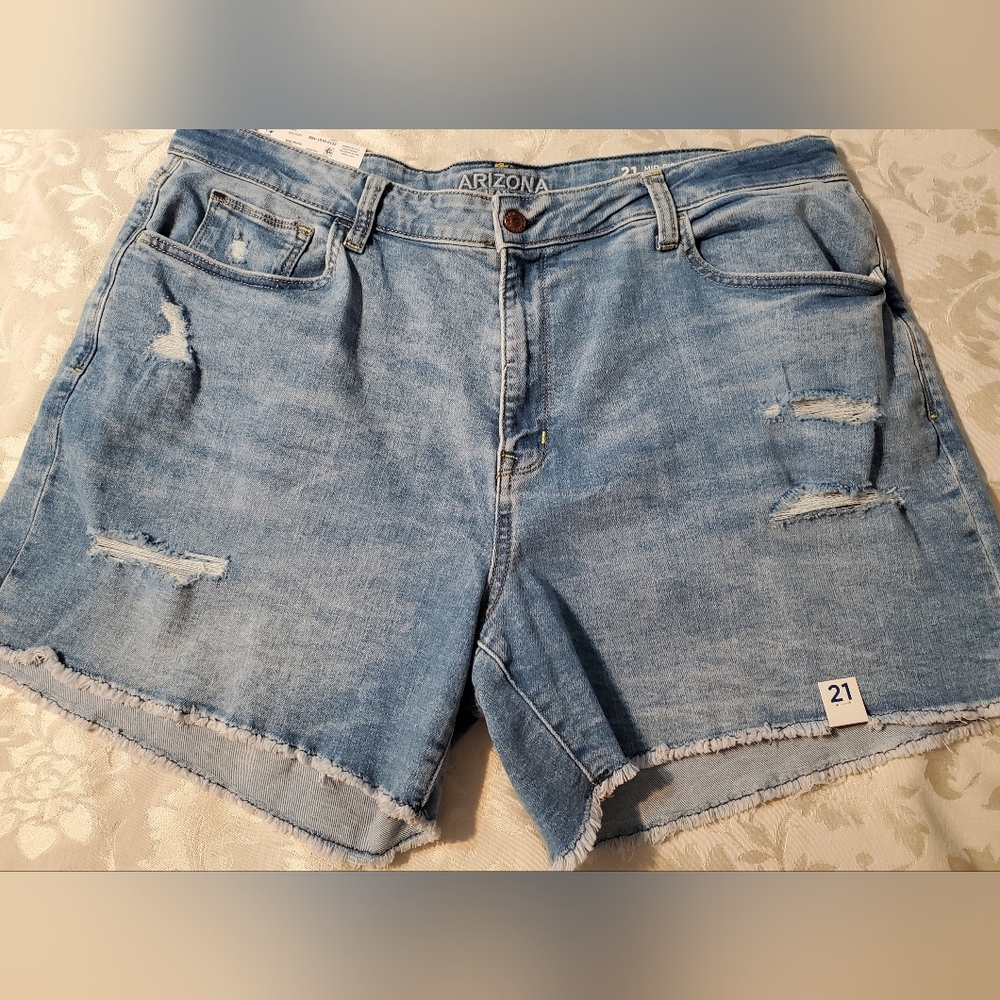 Arizona Jean Co. Destroyed Look Denim Shorts~ New w/Tags! Plus Sz 21, 1x, 2x